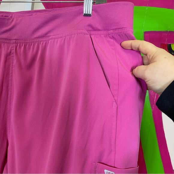 Elevate by IRG, Bright Pink Scrub Pants. Size 2XT. In excellent condition! - Picture 3 of 5